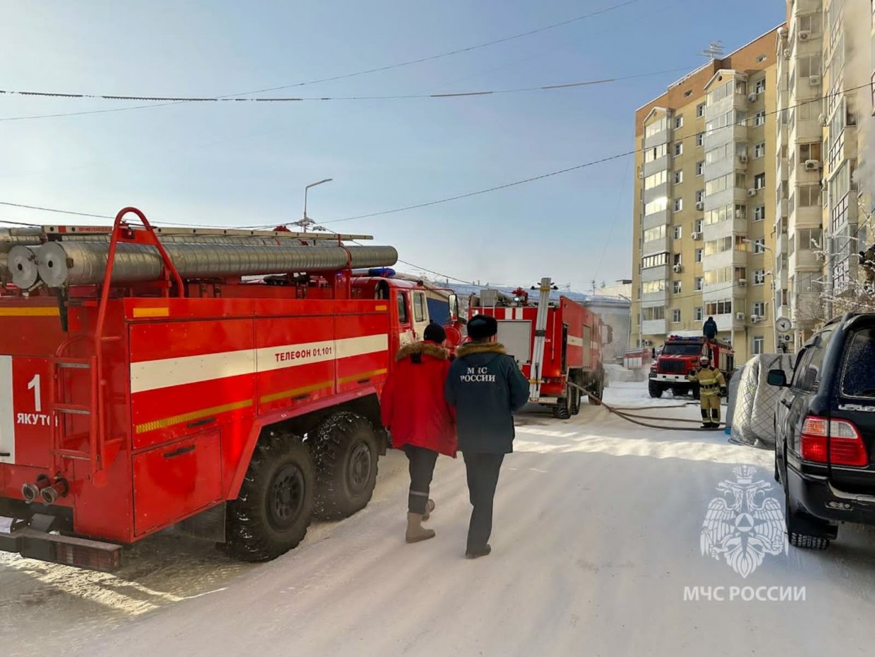 При пожаре в доме по улице Орджоникидзе эвакуировано 40 человек
