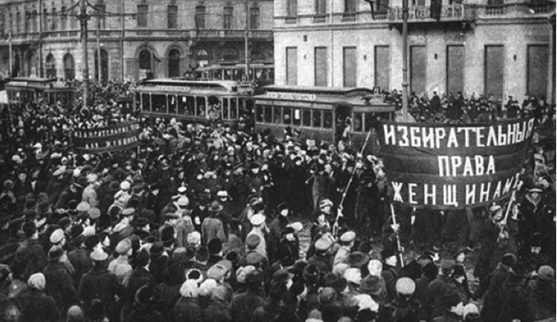 В России отмечается 110 лет со дня основания праздника 8 марта