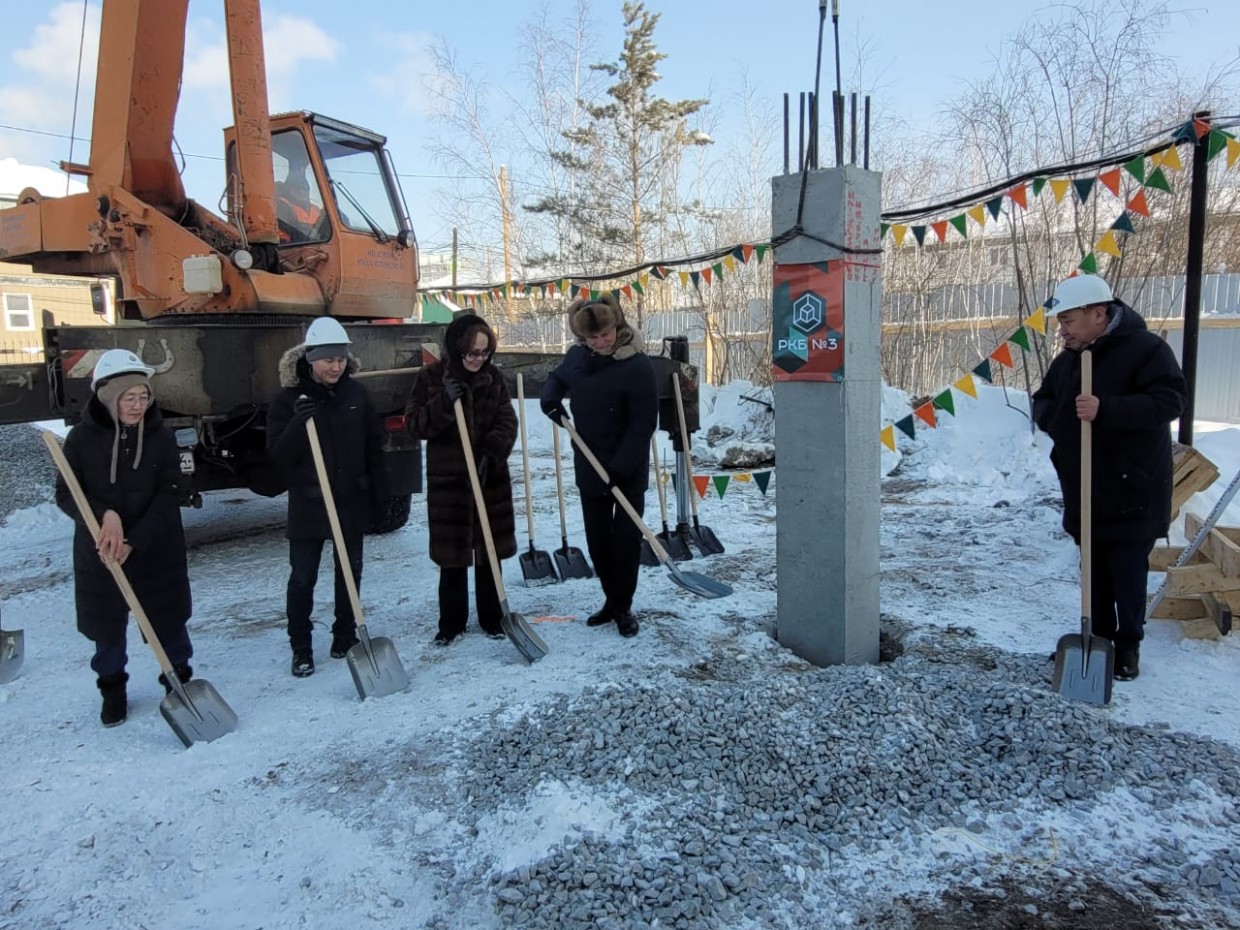 В Якутске построят трехэтажный пристрой лечебно-реабилитационного центра РБ № 3