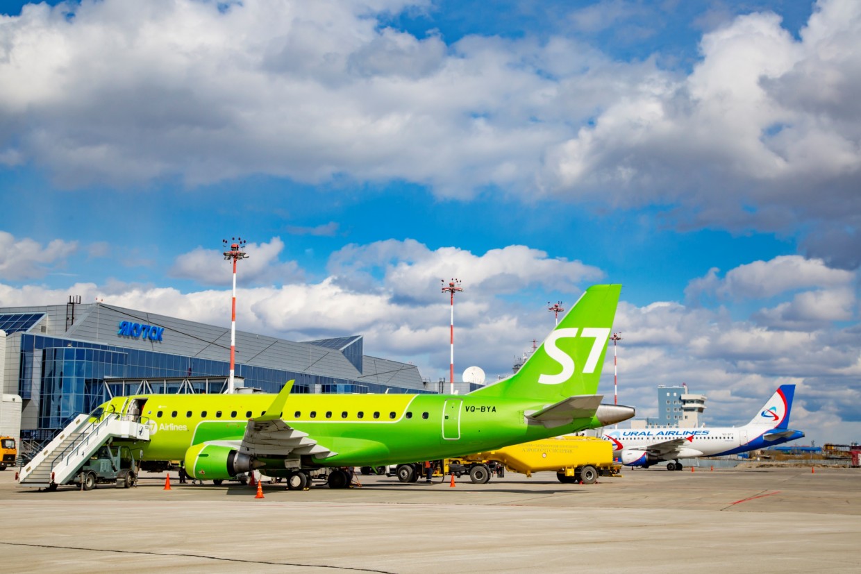 Ремонт взлетно-посадочной полосы аэропорта Якутска завершится в сентябре этого года