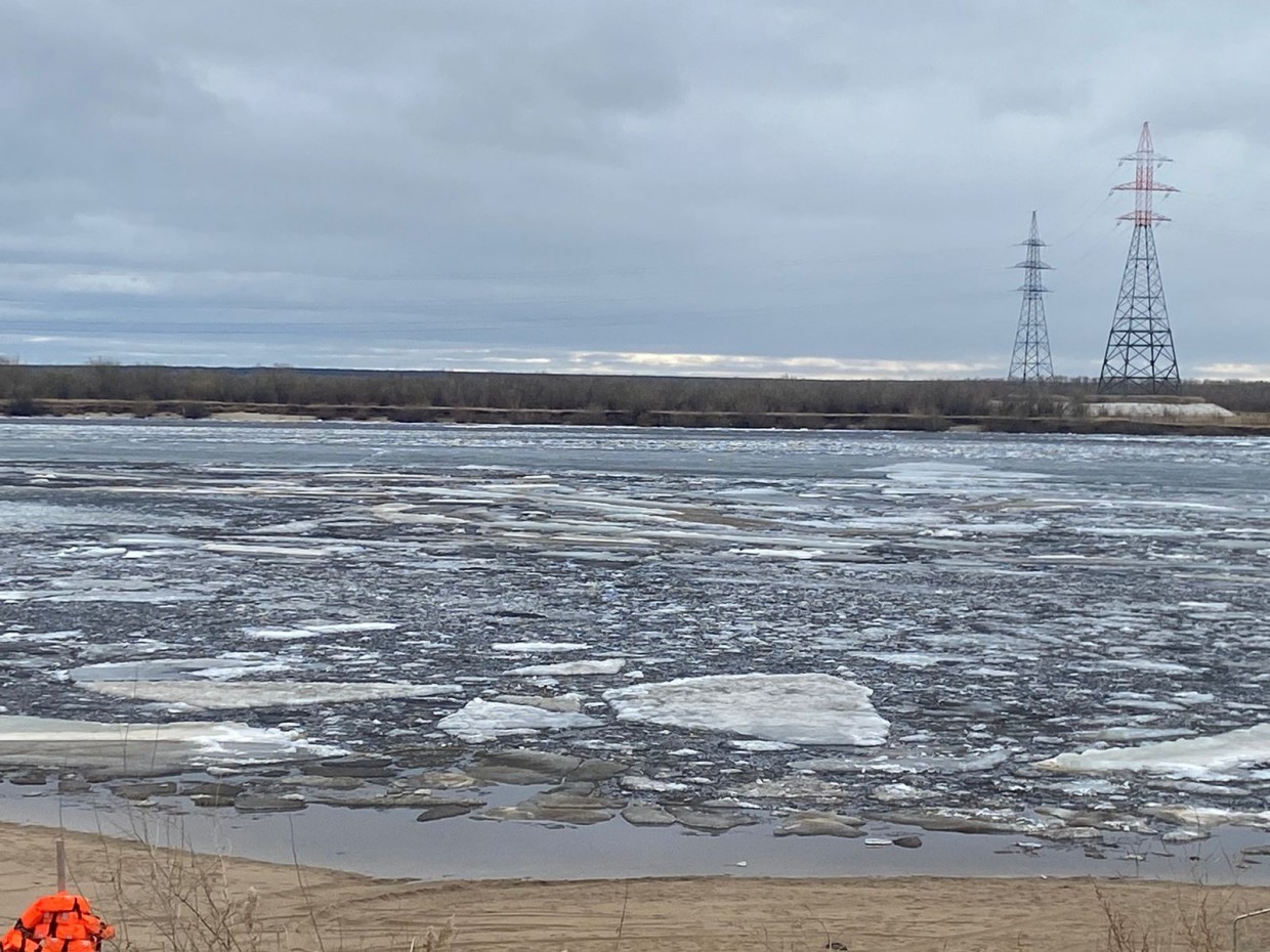 Минтранс Якутии ограничил движение судов на воздушной подушке вблизи Якутска