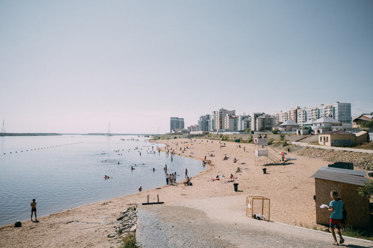 Городской пляж в 202 микрорайоне открыт с 30 июня
