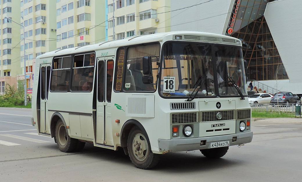 Жилье и бесплатное обучение - как решается проблема с острой нехваткой водителей автобусов в Якутске