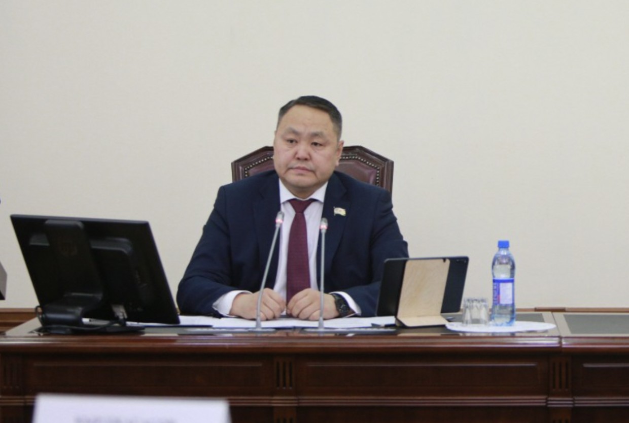Альберт Семенов вновь избран Председателем Якутской городской Думы