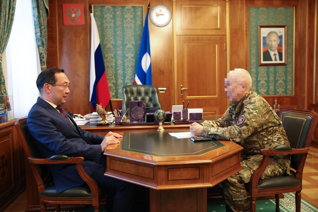 Глава Якутии обсудил с комбатом «Боотур»  вопросы поддержки подразделения