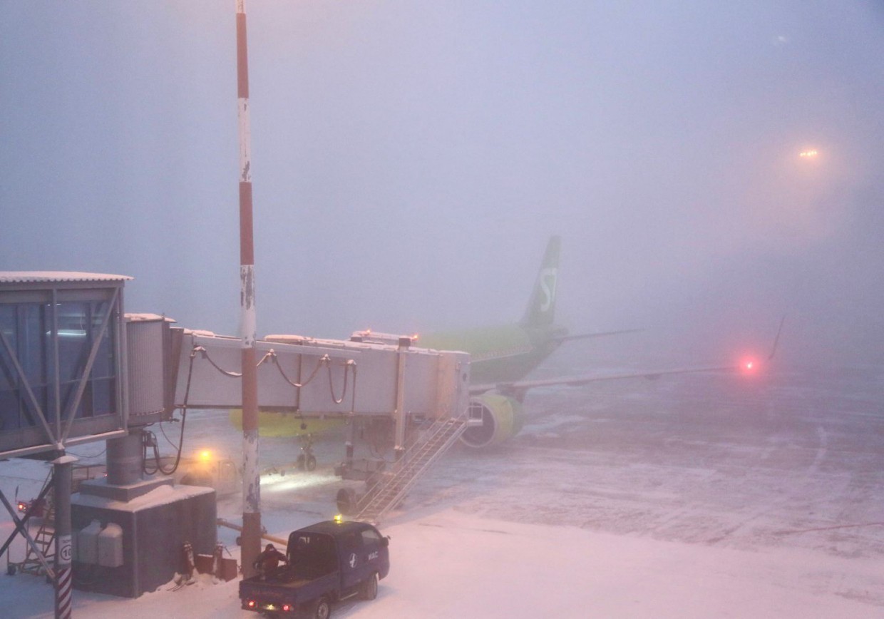 Аэропорт Якутска работает в условиях ограниченной видимости
