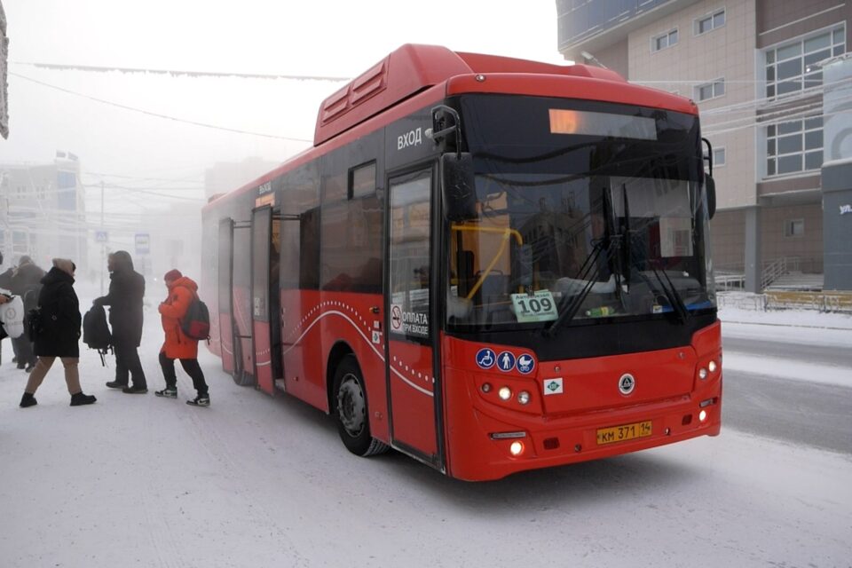 Ситуация с пассажирскими автобусами в Якутске стала лучше