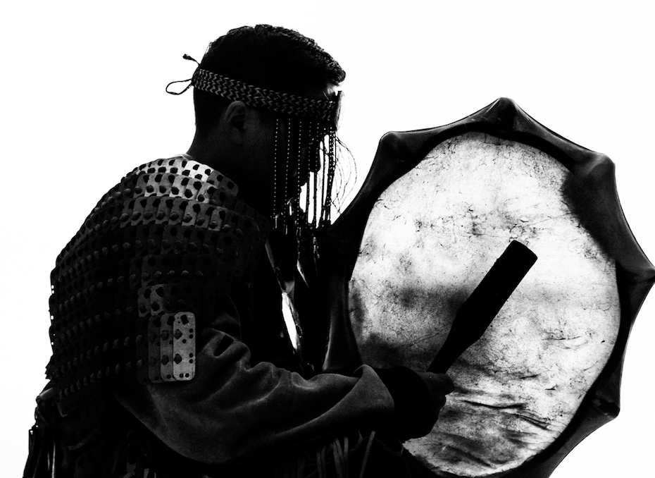 «Меня зовут Дархан Никифоров и я потомственный шаман»