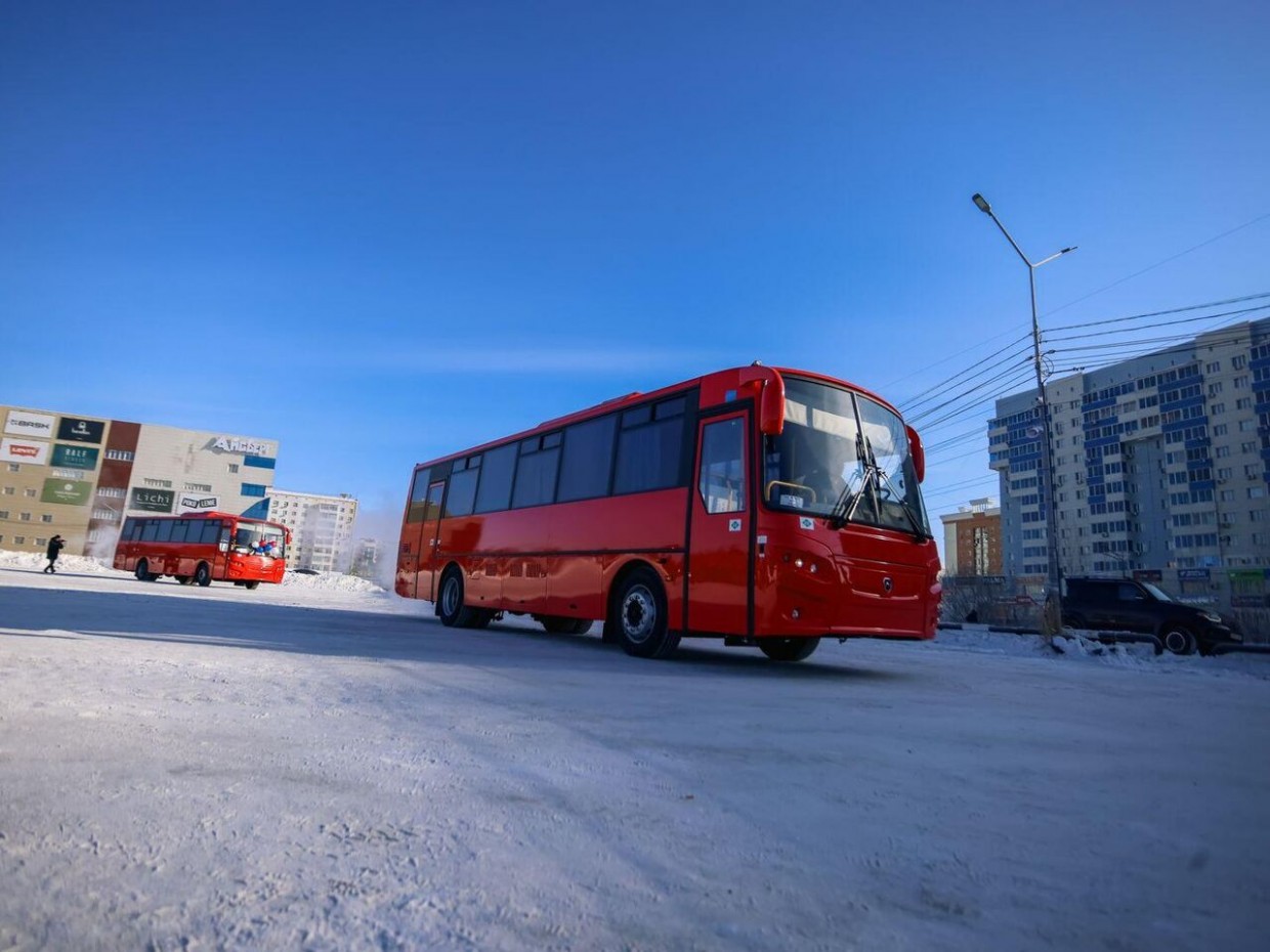 Партия новых автобусов на газе поступила в Якутск