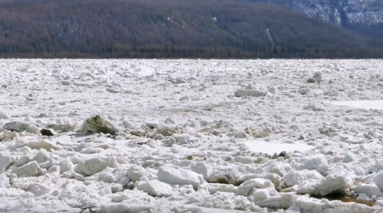 Ледоход на реке Лена вскоре достигнет границ Якутии