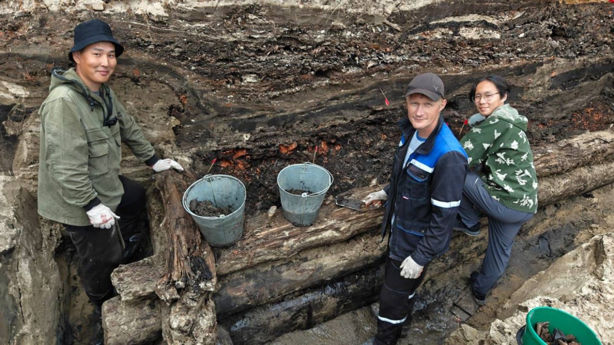 В Якутске найдены первые на Дальнем Востоке берестяные грамоты