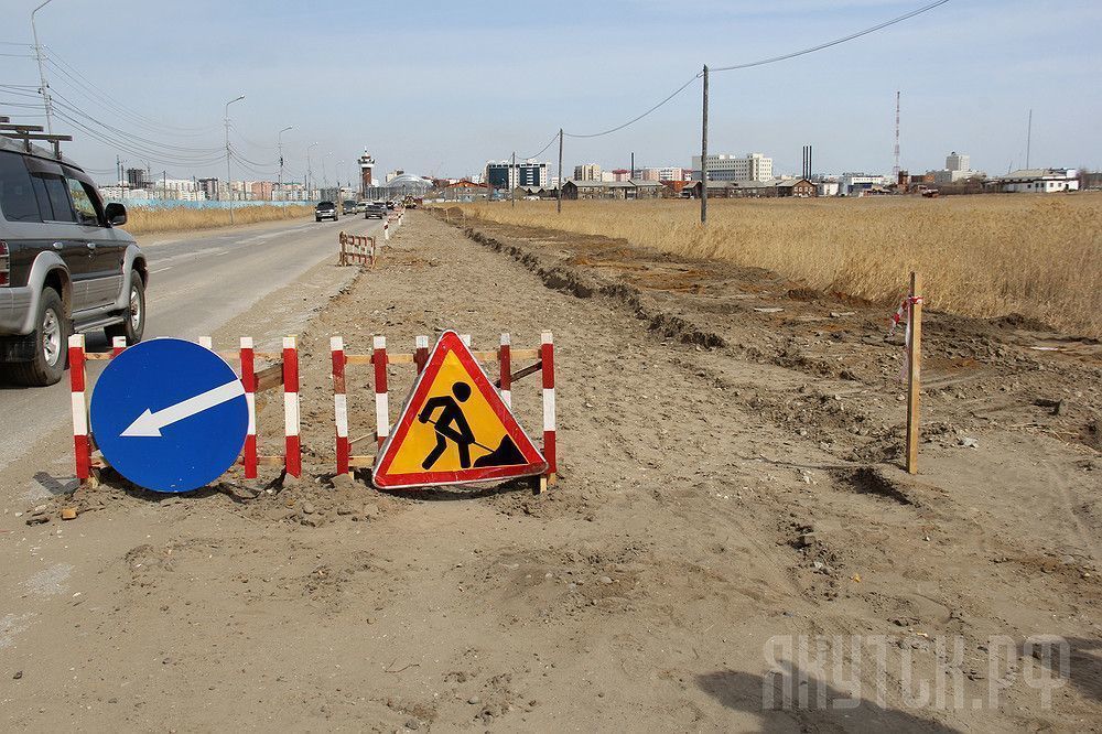 Айсен Николаев проконтролировал ремонт дорог в столице