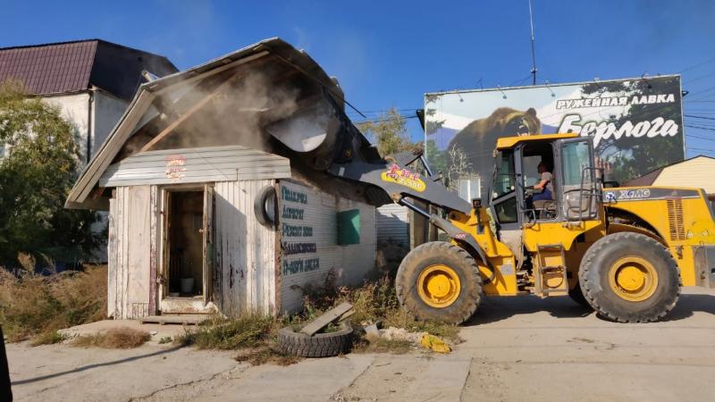 В Якутске снесены самовольные постройки