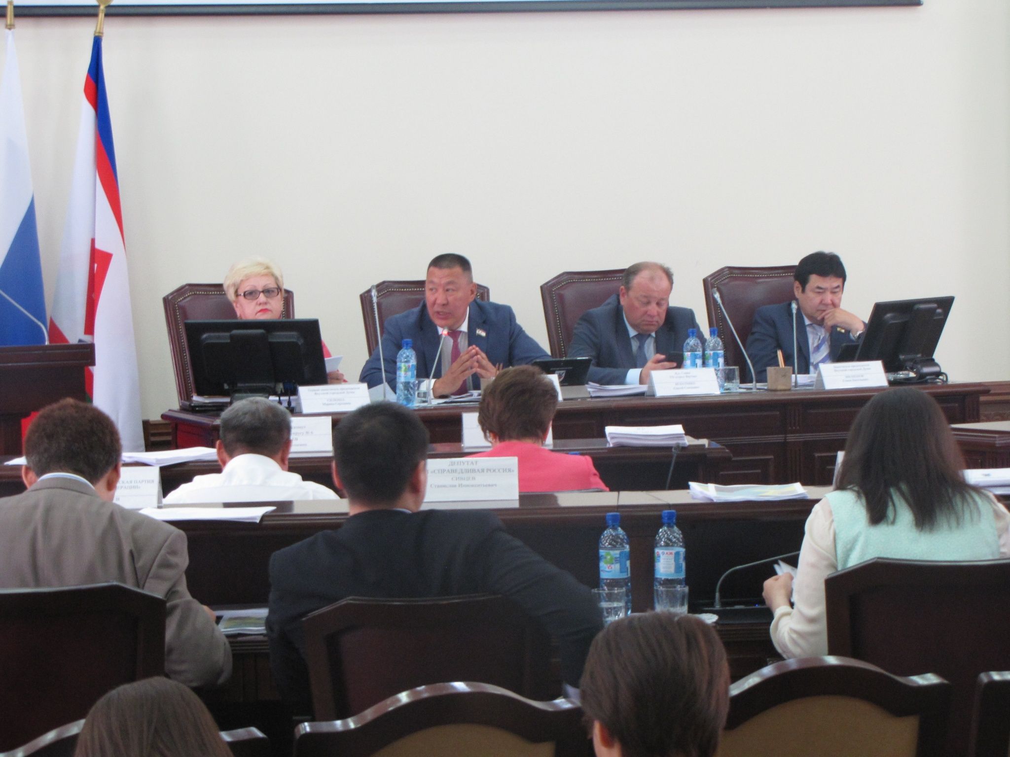 На восемнадцатой (очередной) сессии депутаты Якутской городской Думы уточнили бюджет