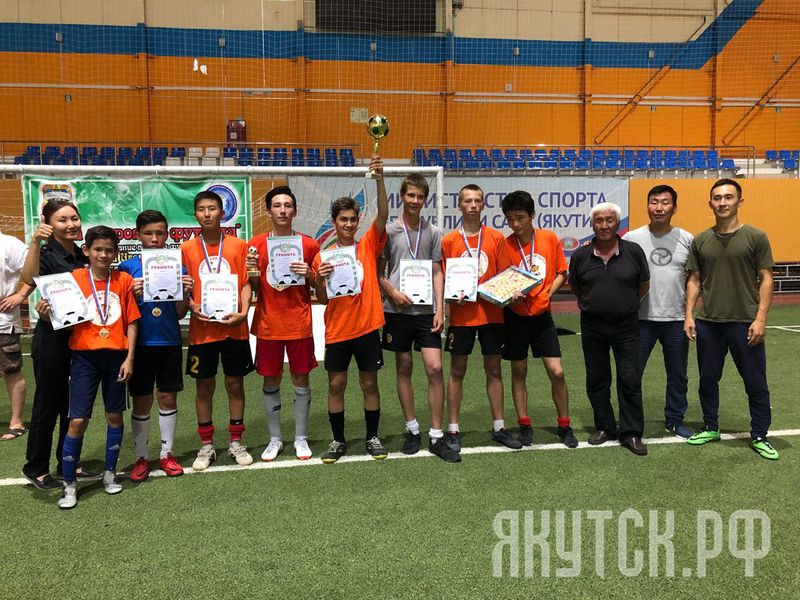В Якутске прошли соревнования по мини-футболу