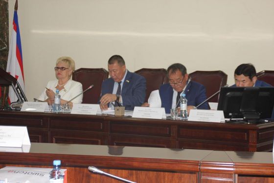 Очередная сессия Якутской городской Думы рассмотрела 21 вопрос
