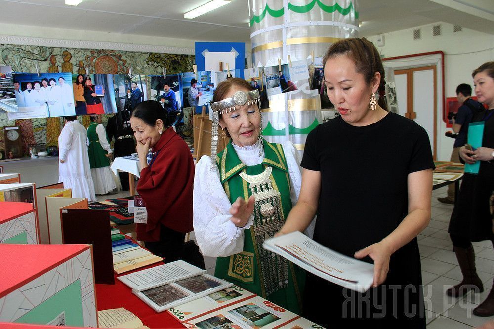 В Якутске стартовал фестиваль творчества трудовых коллективов