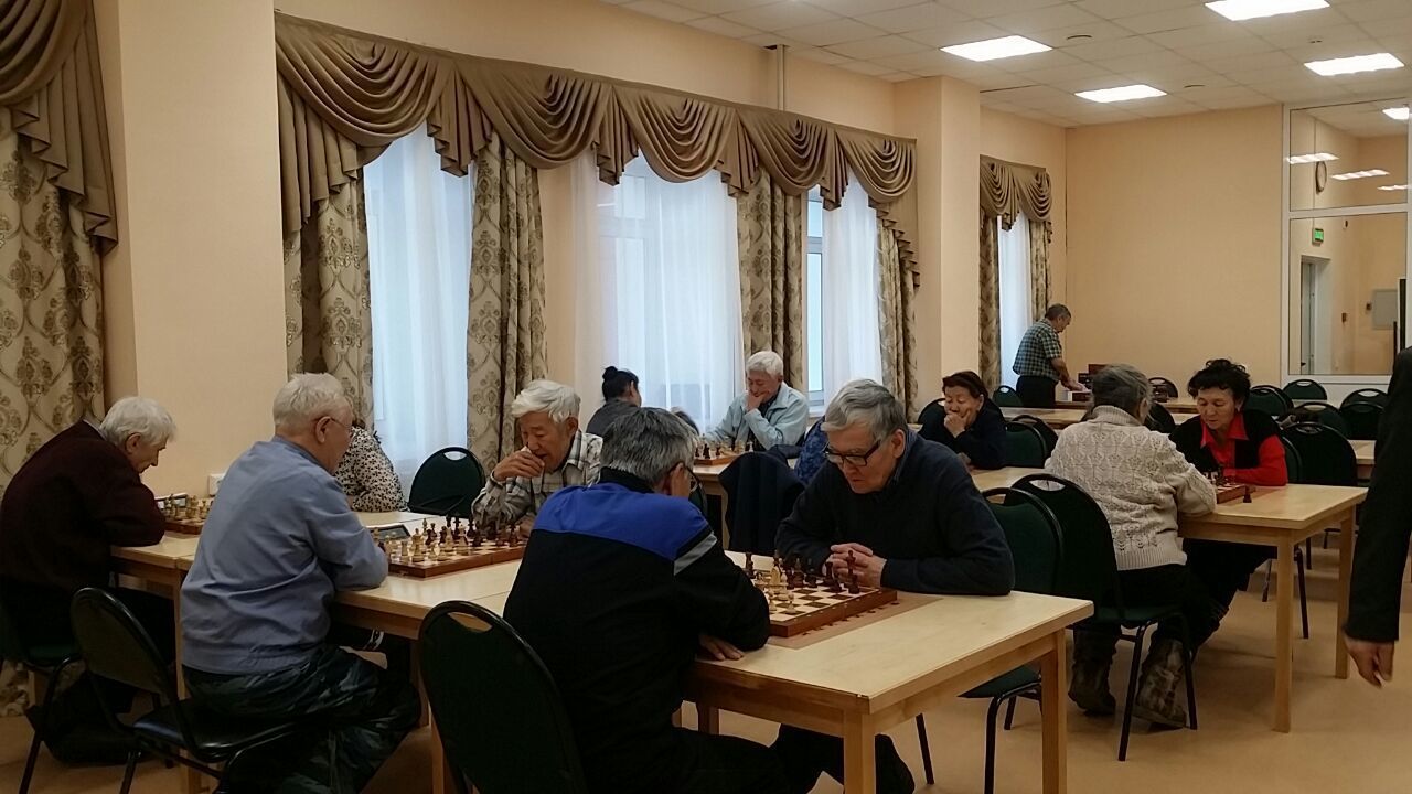 В Центральном округе состоялся турнир по шашкам и шахматам