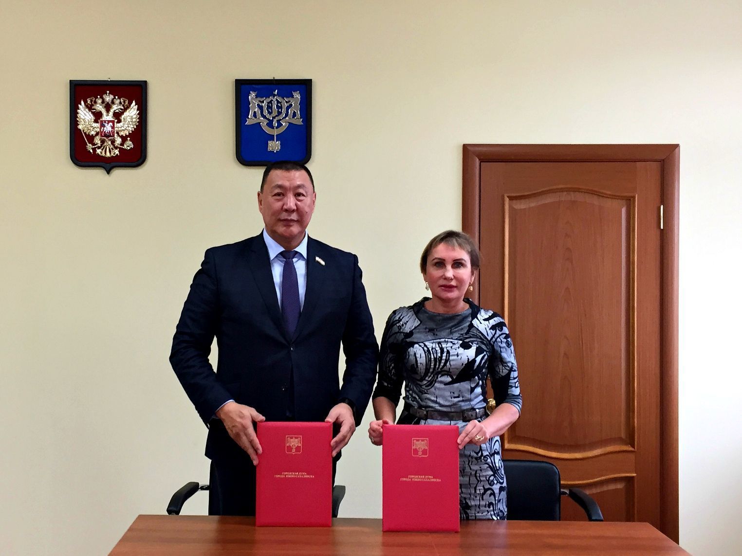 Якутская городская Дума подписала соглашение  о сотрудничестве с Южно-Сахалинской городской Думой
