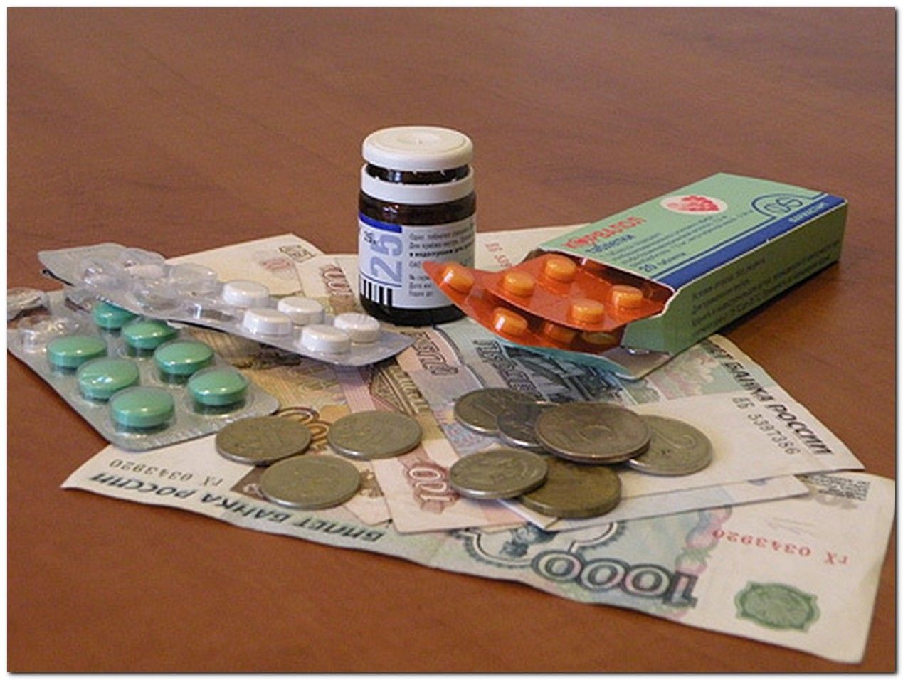 Минздрав России предлагает отменить монетизацию льгот на лекарства