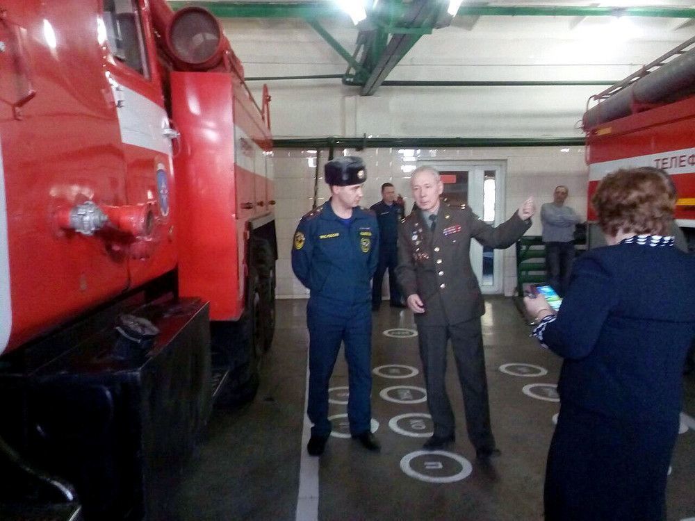 Якутские огнеборцы встретились с ветеранами пожарной охраны