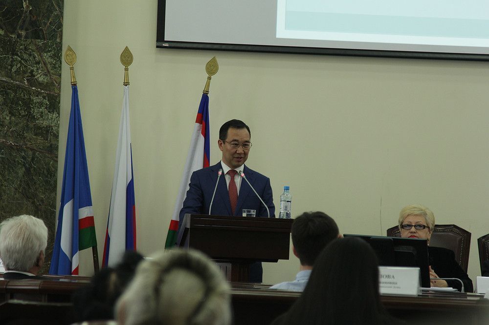 Глава принял участие в заседании Общественной палаты города Якутска