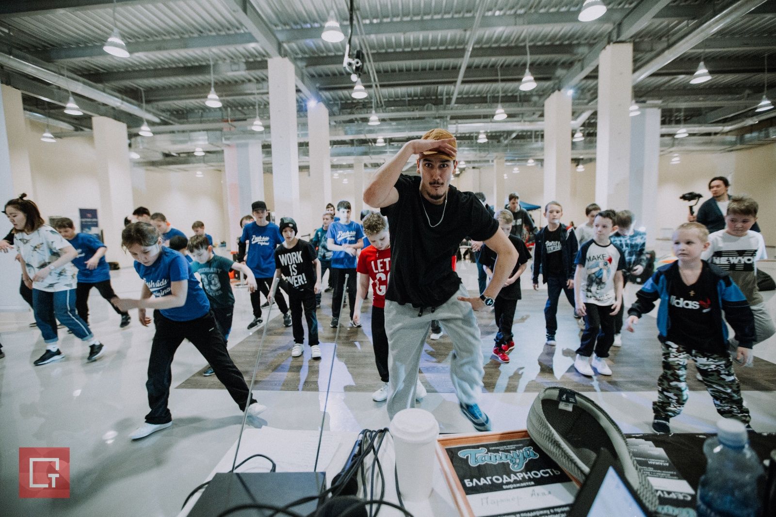 Якутские школы танцев провели чемпионат «Танцуй!» 