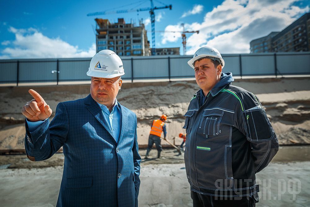 В Якутске началось массовое строительство соцобъектов