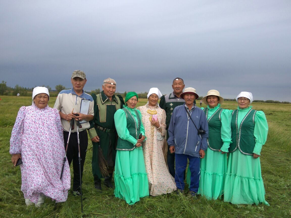 В Тулагино-Кильдямском наслеге прошло соревнование по ручному сенокошению
