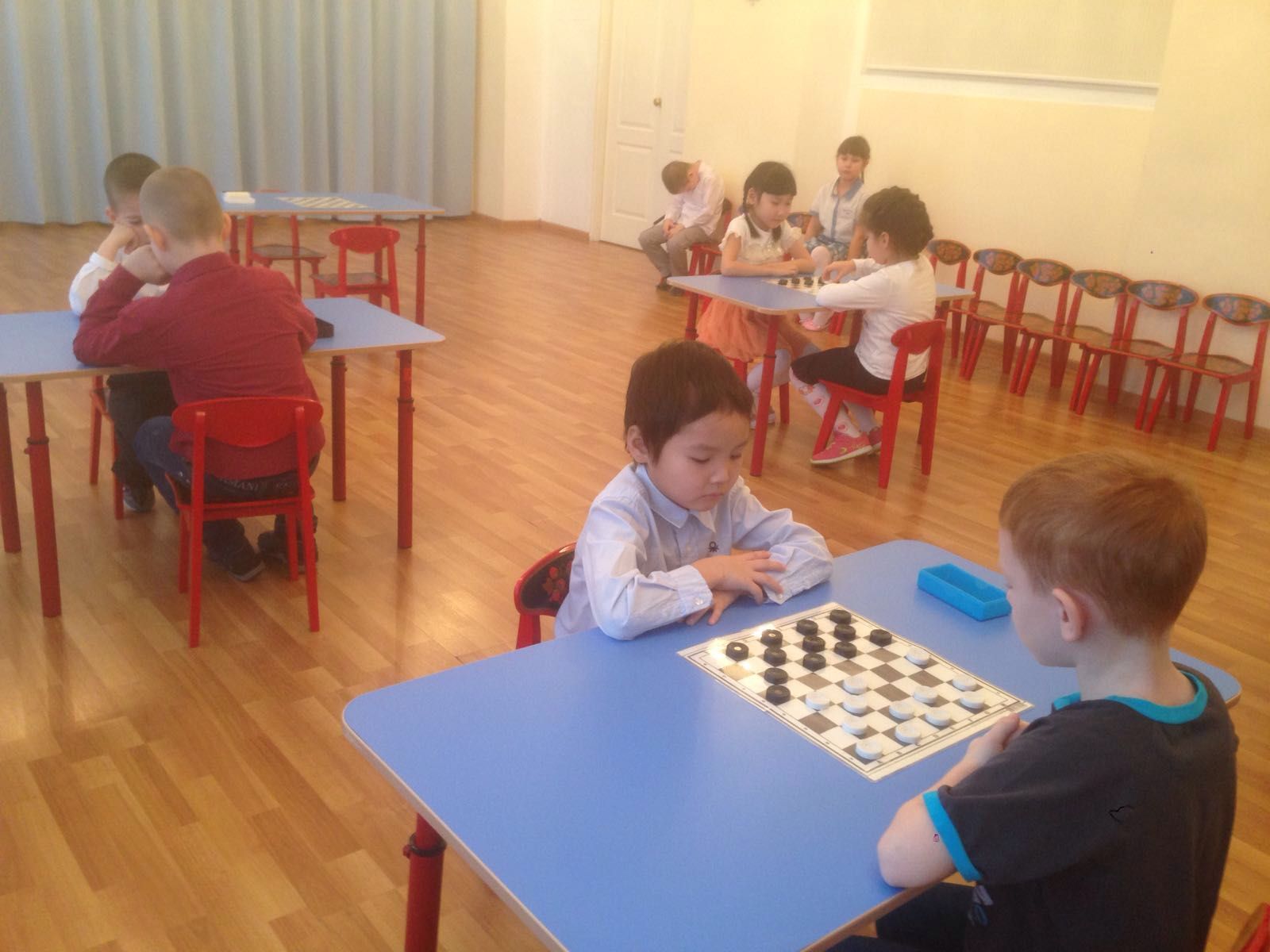 Прошли шашечные турниры среди дошкольников